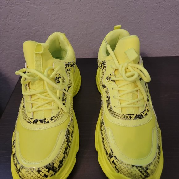 Jessica Simpson Yellow Sneakers, Size 10 - Picture 4 of 5